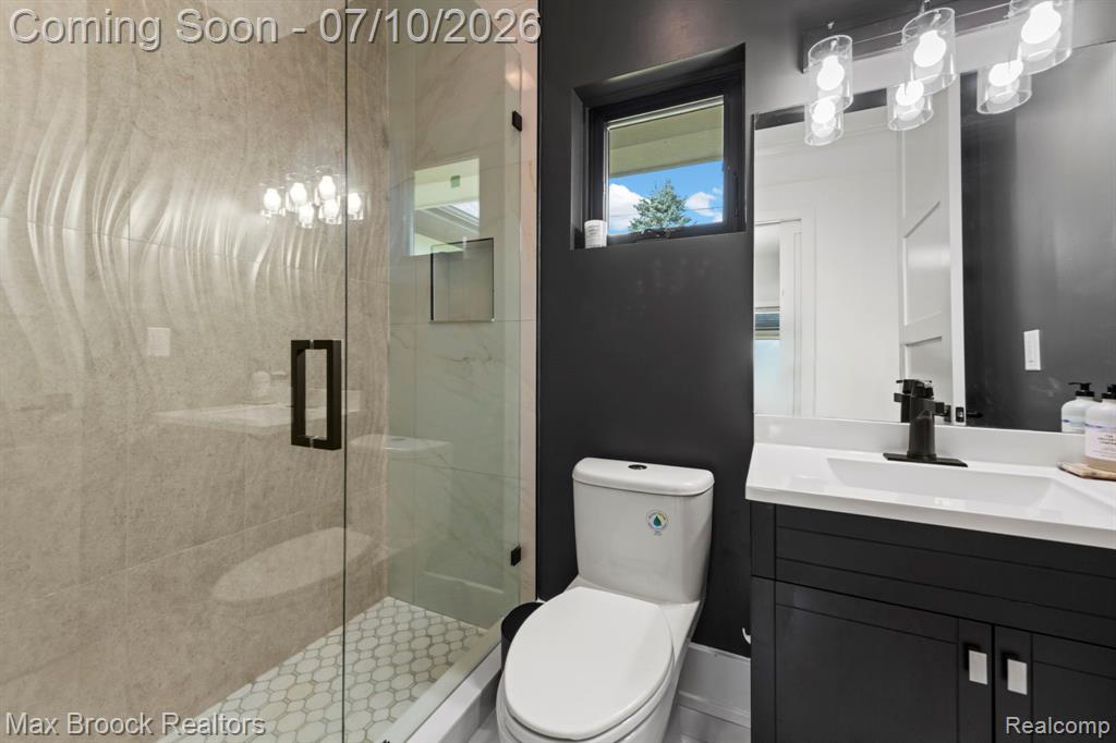 10464 Stoney Point Drive, South Lyon, MI 48178 — Photo 18