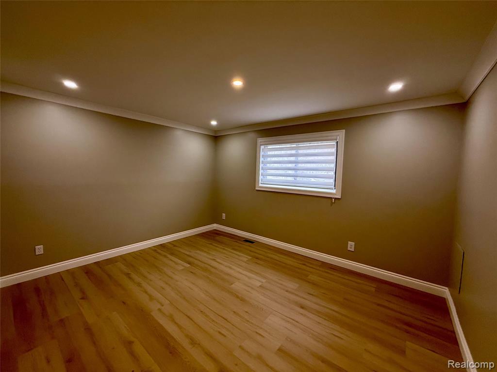 18144 N Oak Drive, Clinton Twp, MI 48038 — Photo 16
