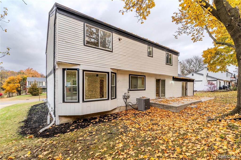 5435 Tequesta Drive, West Bloomfield, MI 48323 — Photo 76