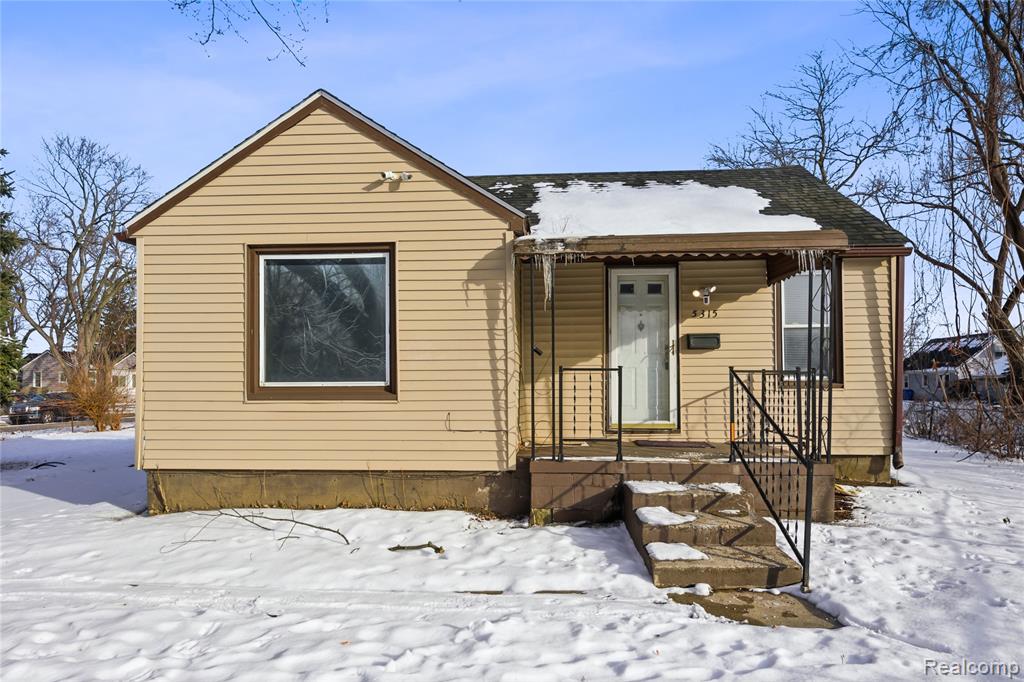 5315 Edgewood Street, Dearborn Heights, MI 48125 — Photo 2