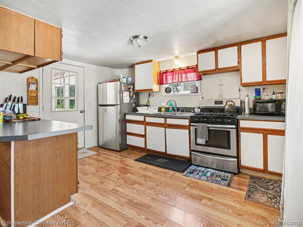 642 Sharon Street, Gaylord, MI 49735 — Photo 23