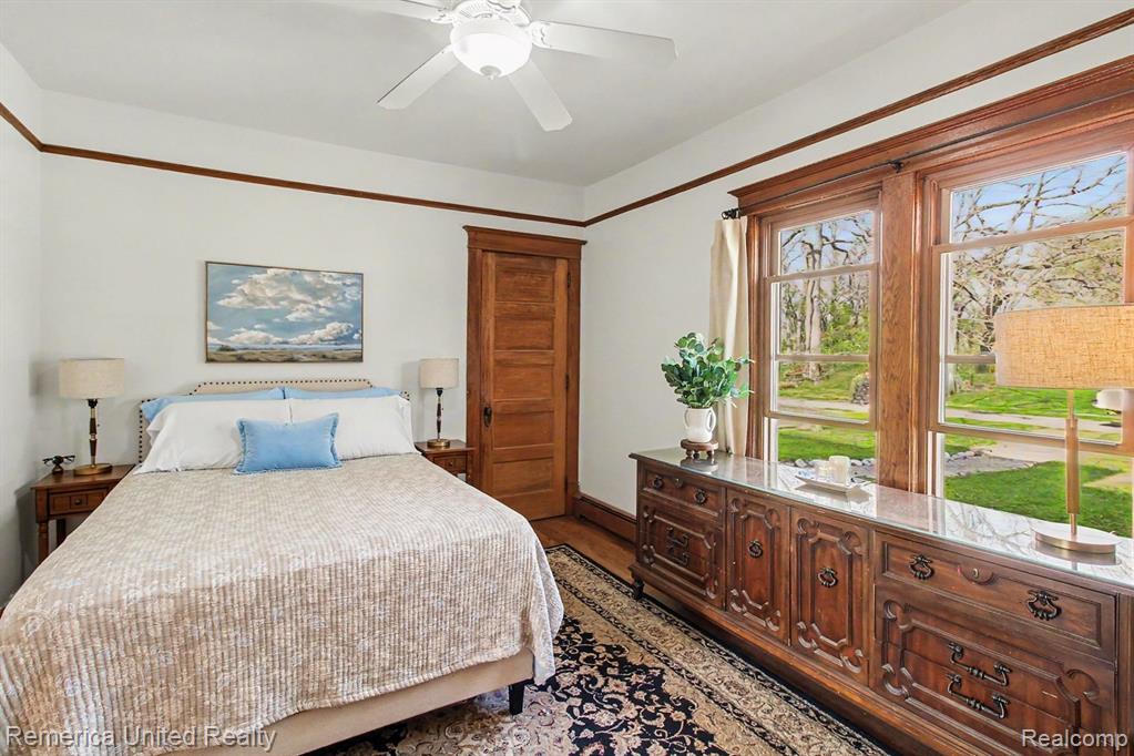 525 W Buno Road, Milford, MI 48381 — Photo 17