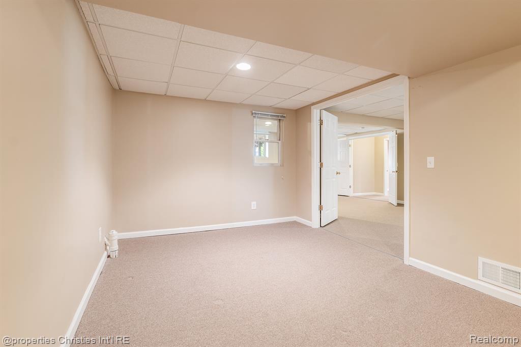 42833 HUNT CLUB Boulevard, Sterling Heights, MI 48314 — Photo 60