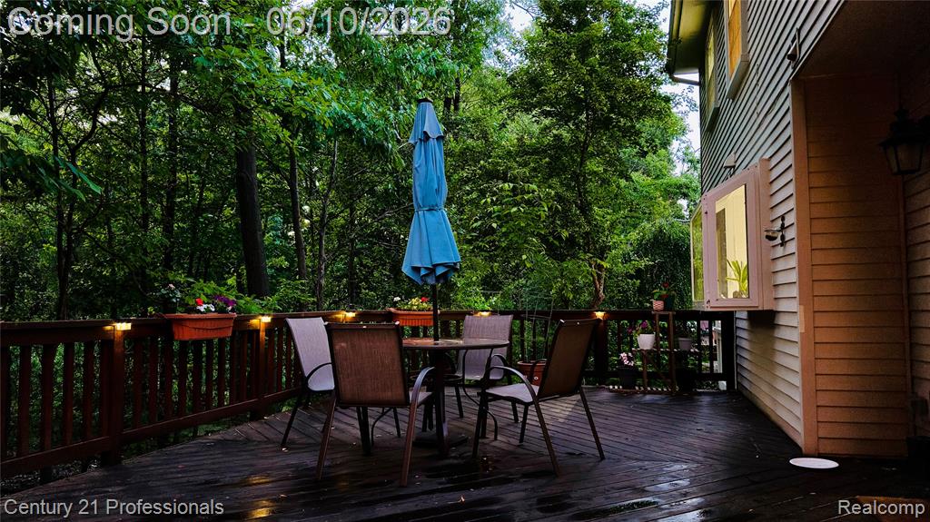 425 Cherry Grove Lane, Walled Lake, MI 48390 — Photo 69