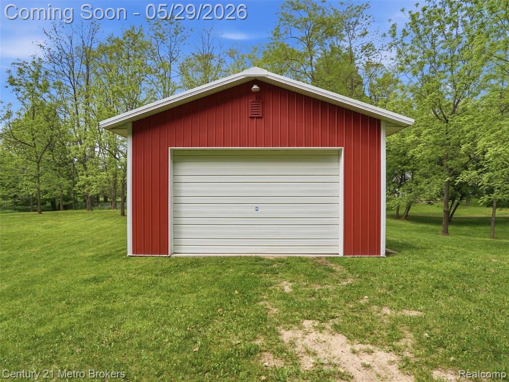 11447 N Latson Road, Linden, MI 48451 — Photo 47