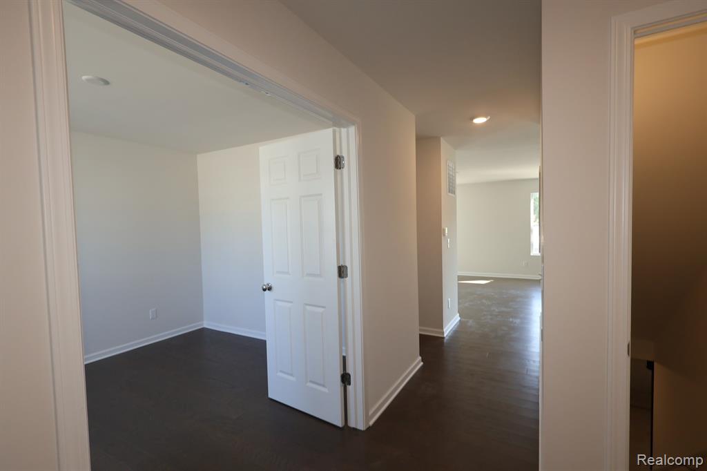 54790 Heron Circle, Chesterfield, MI 48047 — Photo 4