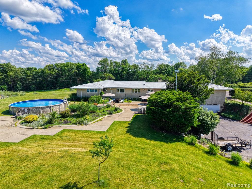 18999 Weller Road, Gregory, MI 48137 — Photo 45