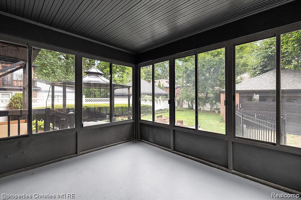 18934 FAIRFIELD Street, Detroit, MI 48221 — Photo 24