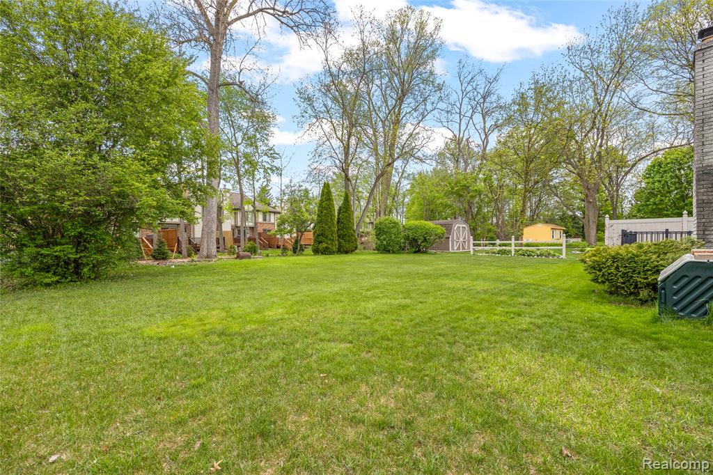 6748 Brookshire Drive, Canton, MI 48187 — Photo 5