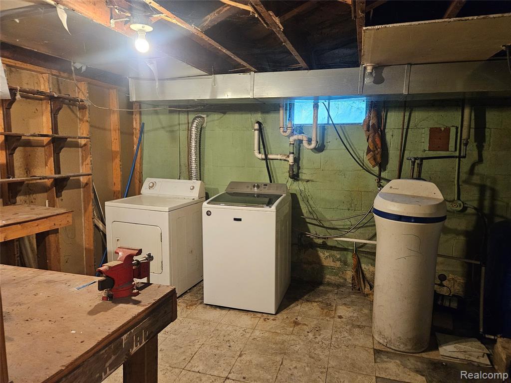 4242 Jones Road, North Branch, MI 48461 — Photo 13