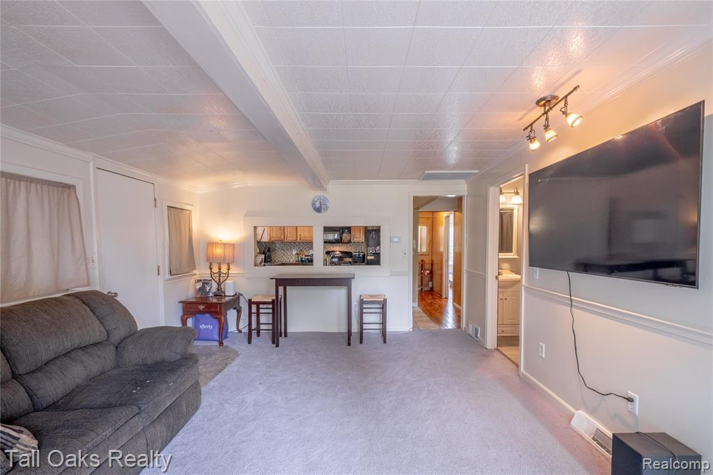 5059 W Coldwater Road, Flint, MI 48504 — Photo 7