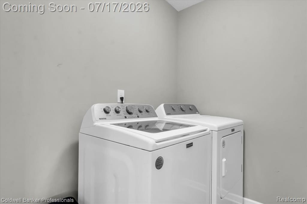 417 Constitution Avenue, Brooklyn, MI 49230 — Photo 14
