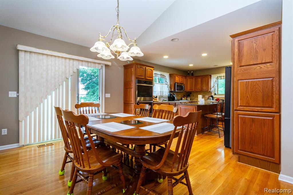 5451 ROBERT Street, Shelby, MI 48316 — Photo 10
