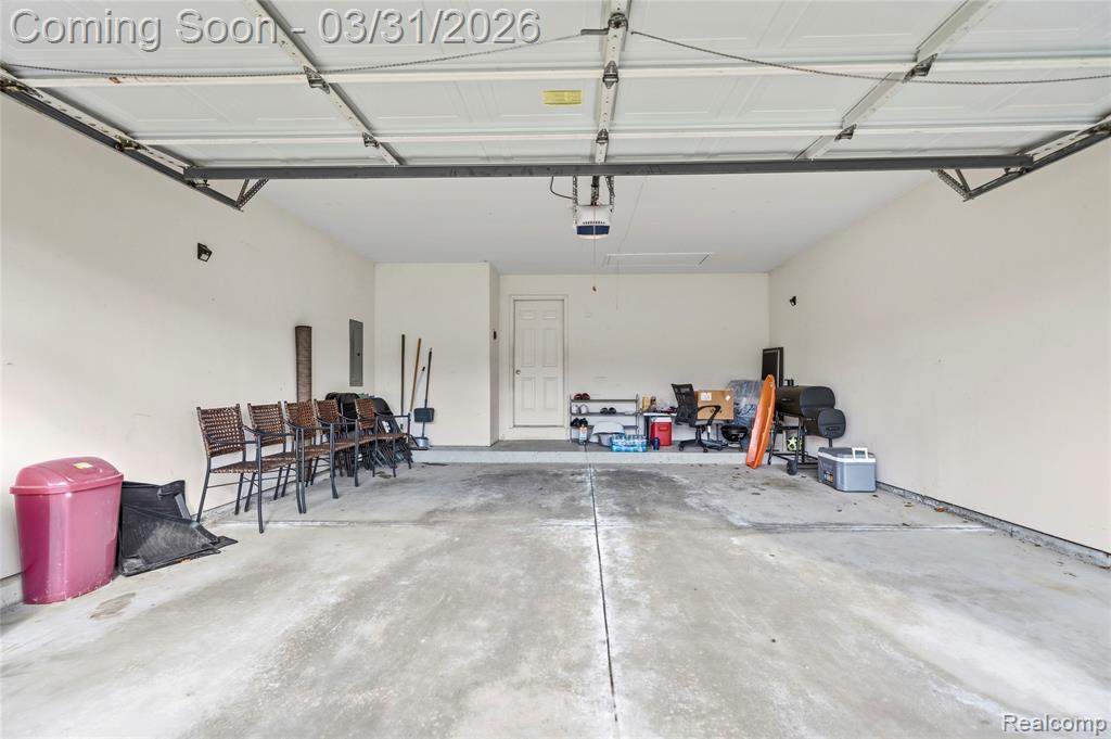 6361 Squire Lake Drive, Flushing, MI 48433 — Photo 34