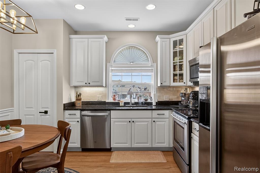 2946 Hunley Drive, Ann Arbor, MI 48105 — Photo 4