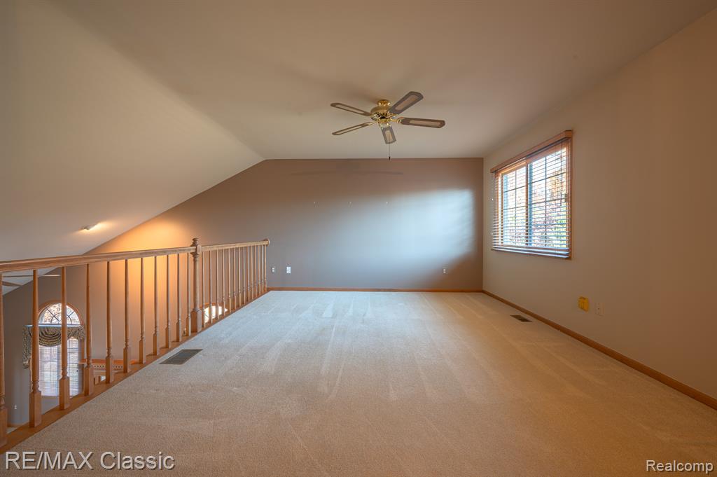 1049 ELMWOOD Drive, 13, Brighton, MI 48116 — Photo 17