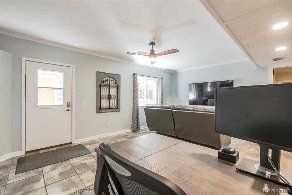 8642 Thendara Boulevard, Clarkston, MI 48348 — Photo 34