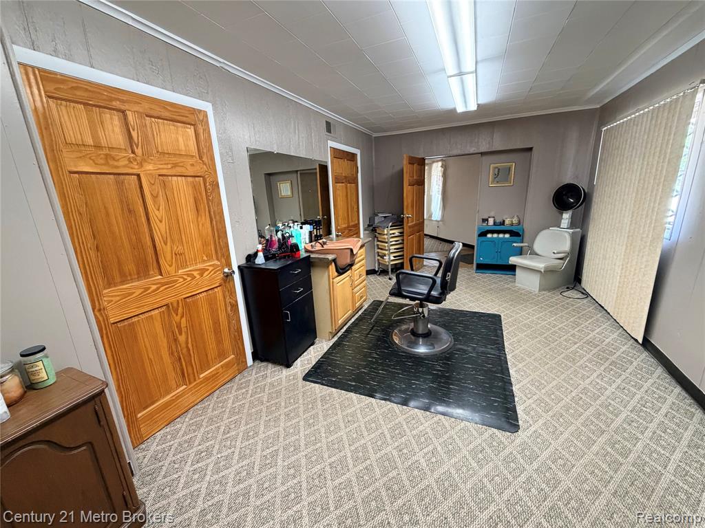 4126 W Fenton Road, Flint, MI 48507 — Photo 4