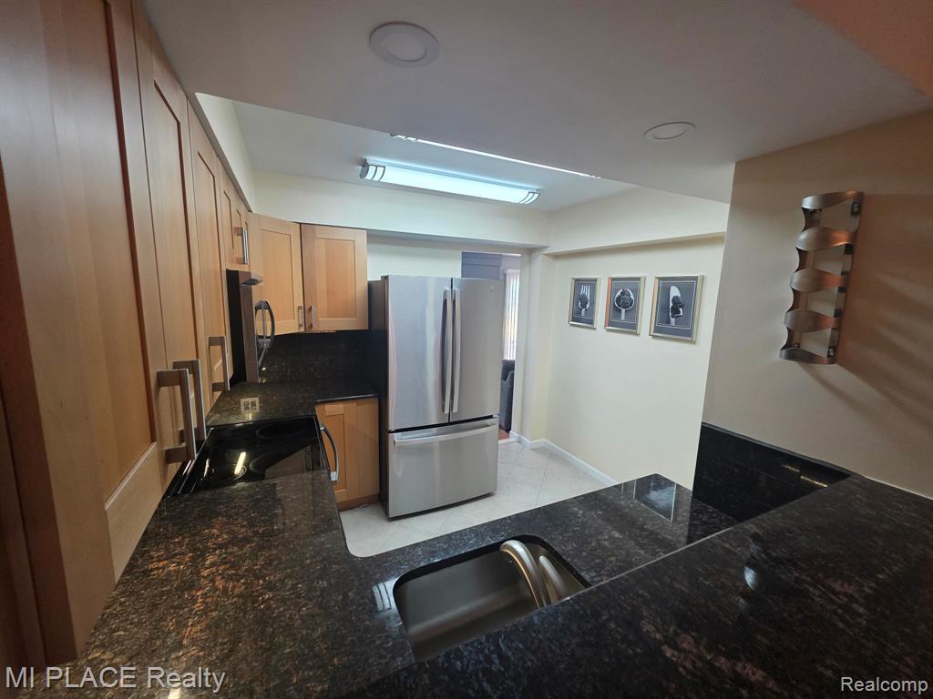 6220 Andrea Lane, West Bloomfield, MI — Photo 8