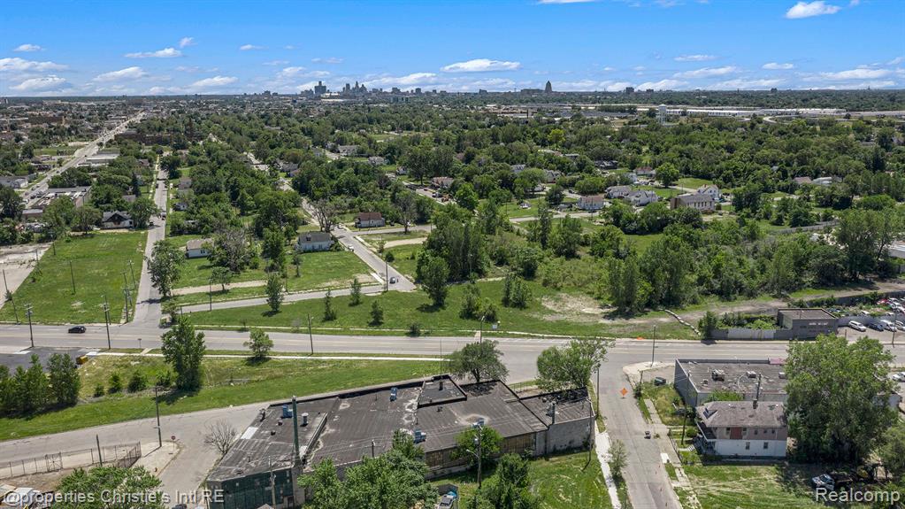 2731 JEROME Street - Photo 3