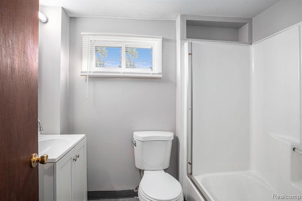 770 Cameron Avenue, Pontiac, MI 48340 — Photo 10