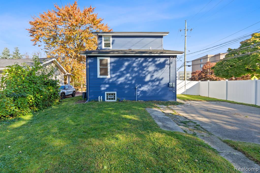 470 E TROY Street, Ferndale, MI 48220 — Photo 22