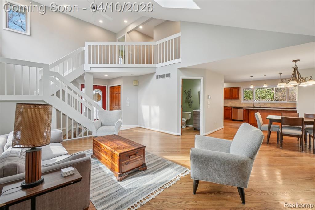 8933 Minne Wanna Road, Clarkston, MI 48348 — Photo 7