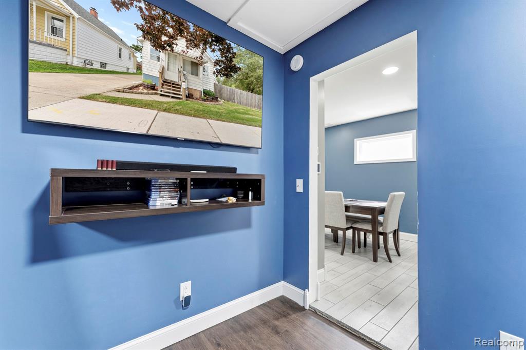 448 Bondie Street, Wyandotte, MI 48192 — Photo 10