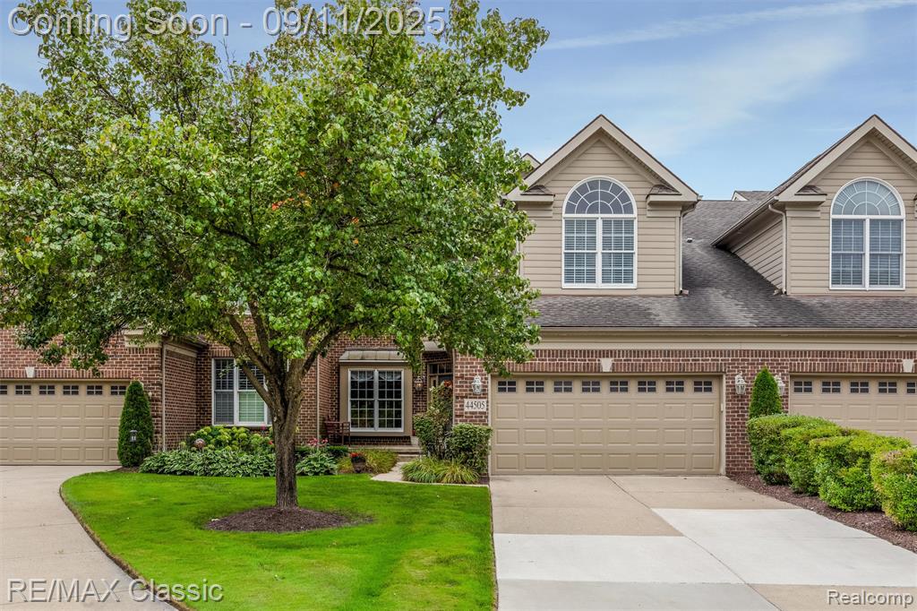 44505 Broadmoor Boulevard, Northville, MI 48168 — front exterior