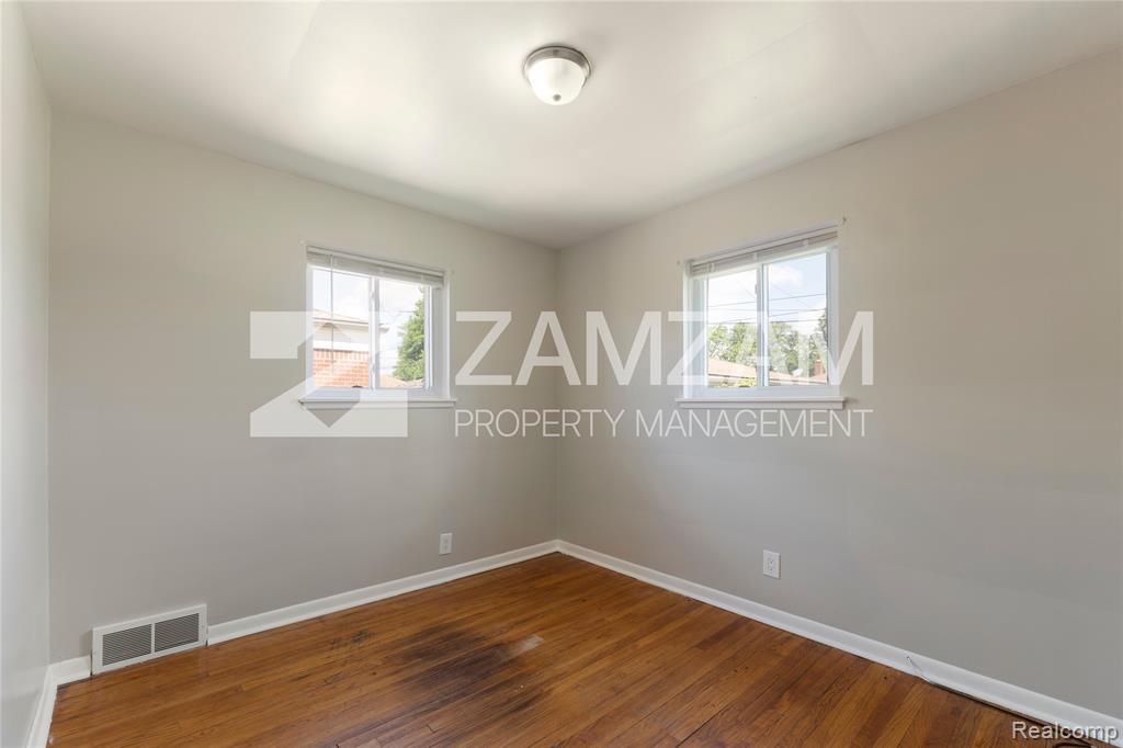 6869 Buhr Street, Hamtramck, MI 48212 — Photo 10