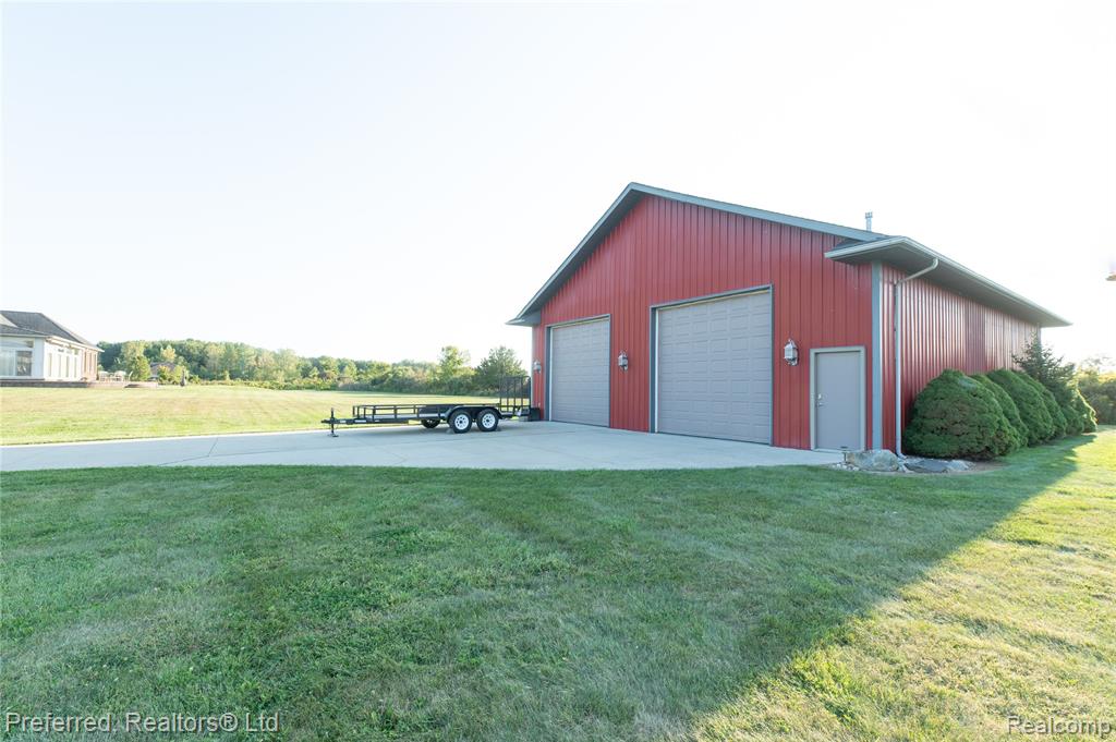 9769 Fawnwood Drive, Carleton, MI 48117 — Photo 47