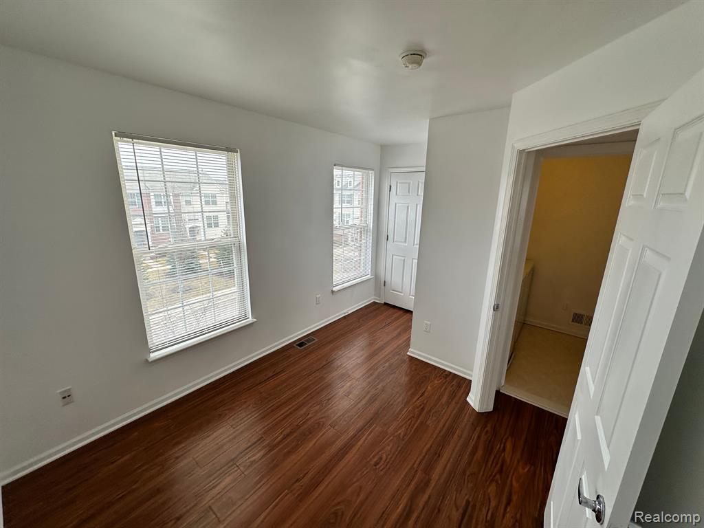44628 GWINNETT Loop, Novi, MI 48377 — Photo 23