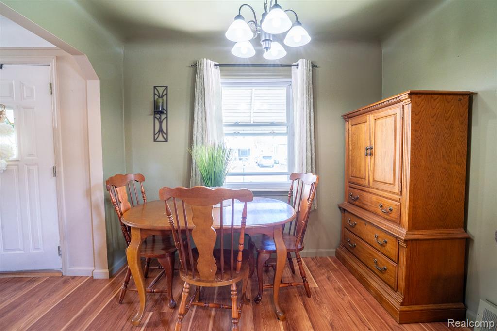 13273 Cunningham Street, Southgate, MI 48195 — Photo 12