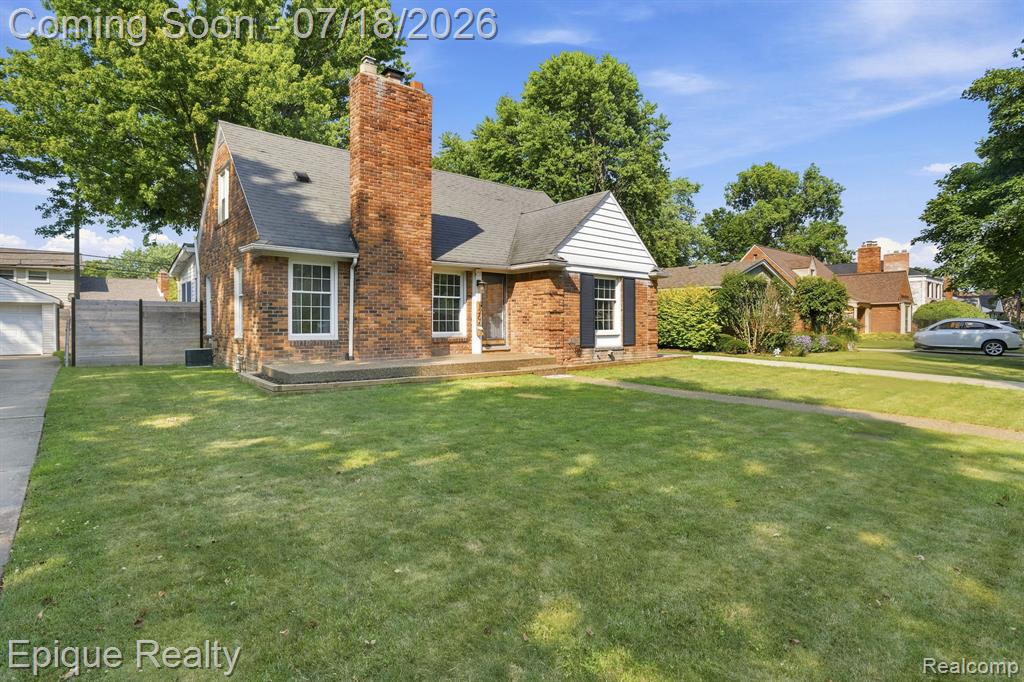 1206 Hawthorne Road, Grosse Pointe, MI 48236 — Photo 27