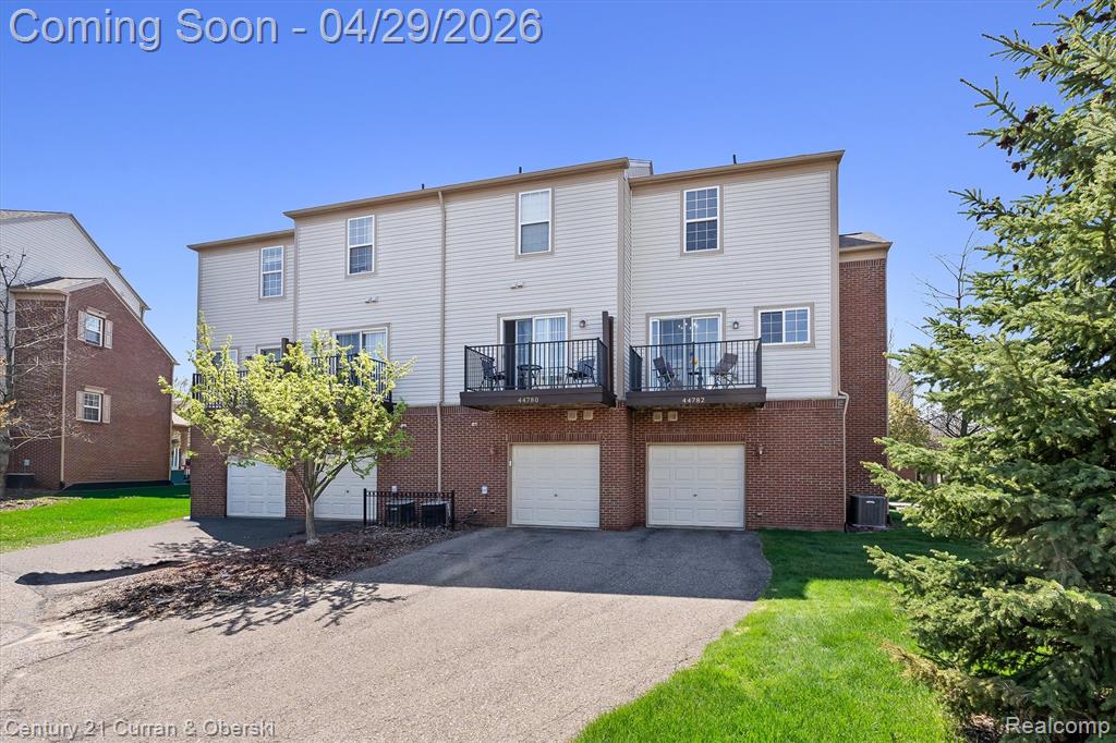 44782 Gwinnett Loop, Novi, MI 48377 — Photo 27