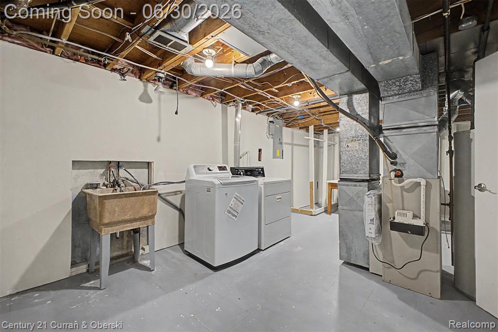42519 Applecreek Drive, Plymouth, MI 48170 — Photo 34