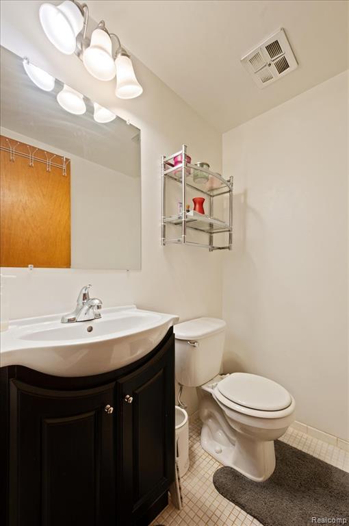 8323 Karam Boulevard, 4, Warren, MI 48093 — Photo 17