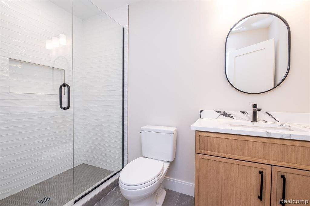 4428 Tonawanda Avenue, Royal Oak, MI 48073 — Photo 53