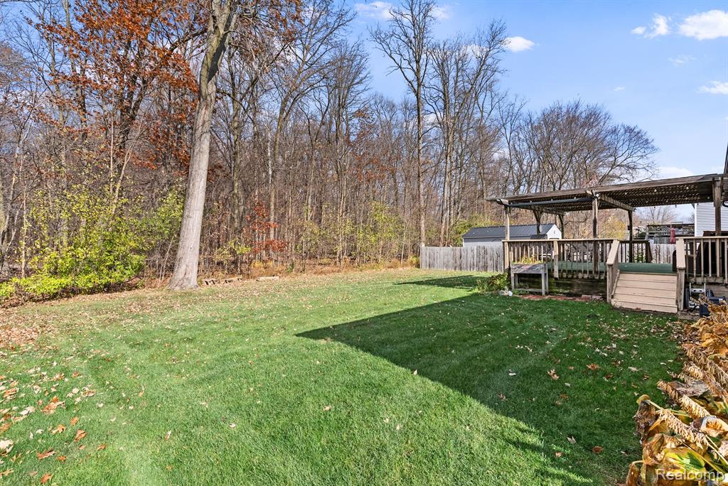 5392 WHEAT WAY Avenue, Swartz Creek, MI 48473 — Photo 31