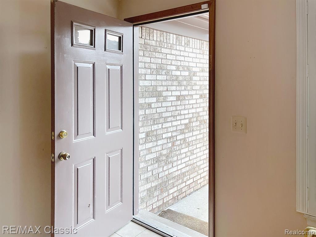 6432 ARGYLE Street, Dearborn, MI 48126 — Photo 2