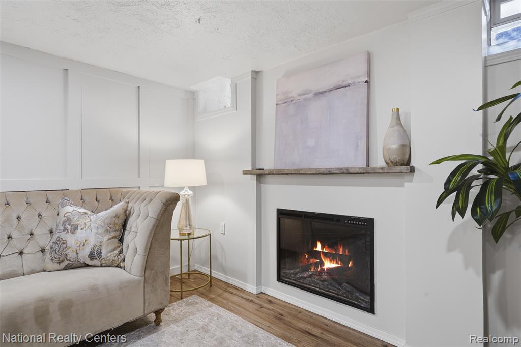 169 McKinley Avenue, Grosse Pointe Farms, MI 48236 — Photo 37