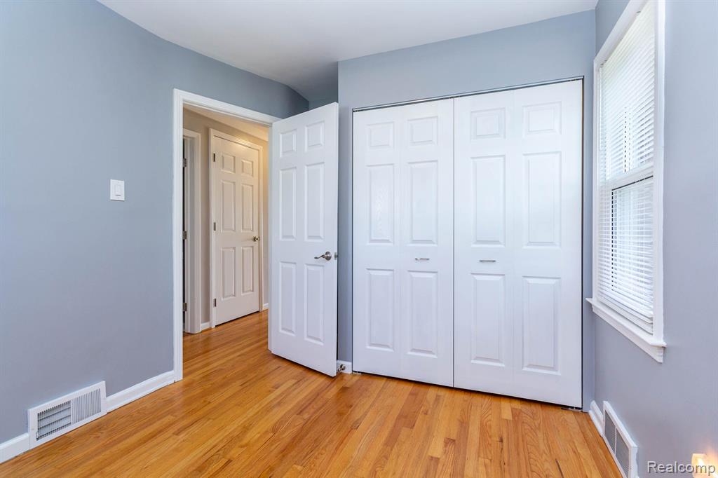 9648 STERLING Avenue, Allen Park, MI 48101 — Photo 30
