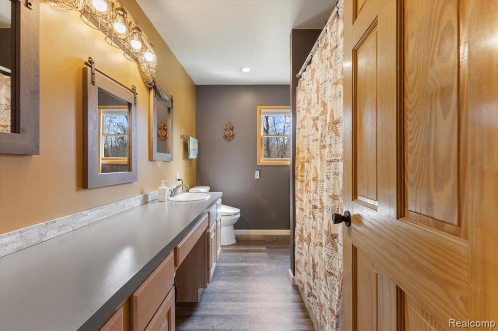 572 CASEMER Road, Lake Orion, MI — Photo 54