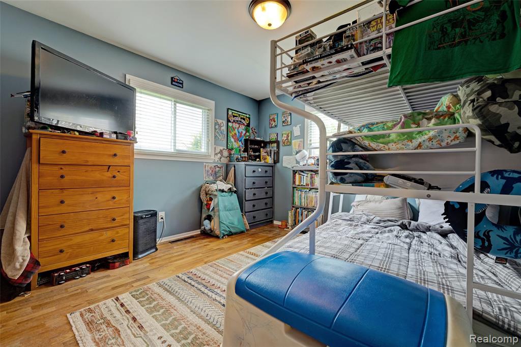 6437 Oriole Drive, Flint, MI 48506 — Photo 23