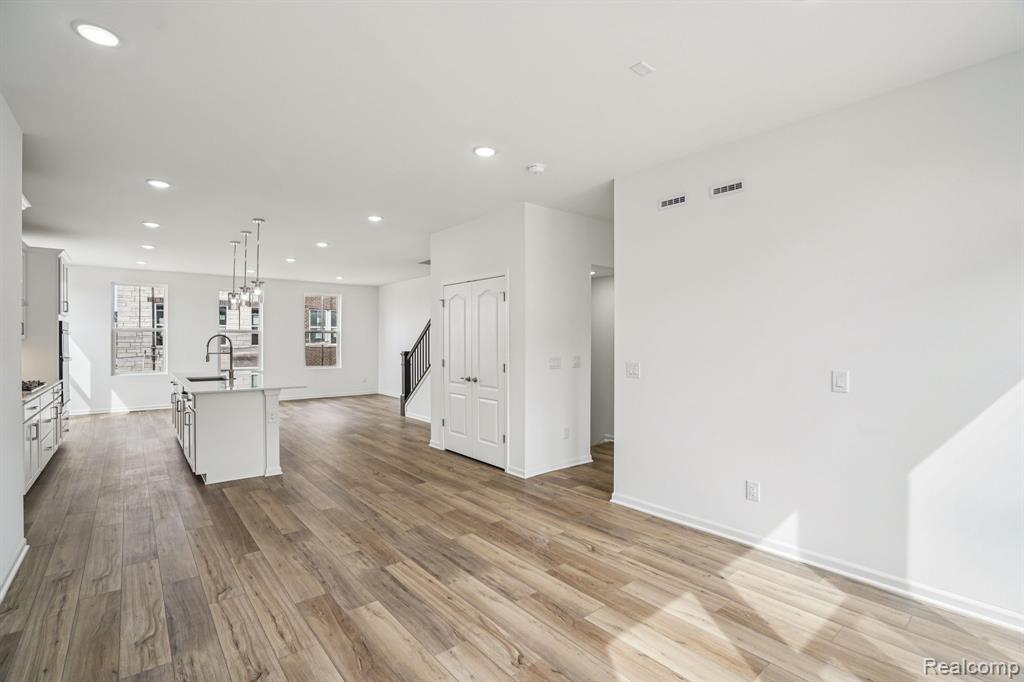 42819 Atwood Avenue, Novi, MI — Photo 13