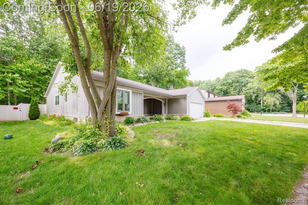 17680 Fox Glen Drive, Riverview, MI 48193 — Photo 4
