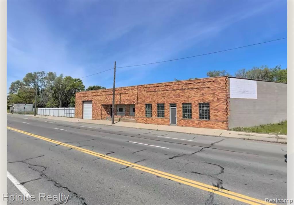 5431 E Davison Street E, Hamtramck, MI 48212 — Photo 4