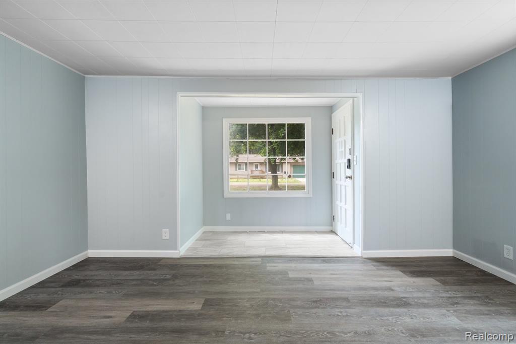 9110 Jay Street, Whitmore Lake, MI 48189 — Photo 8