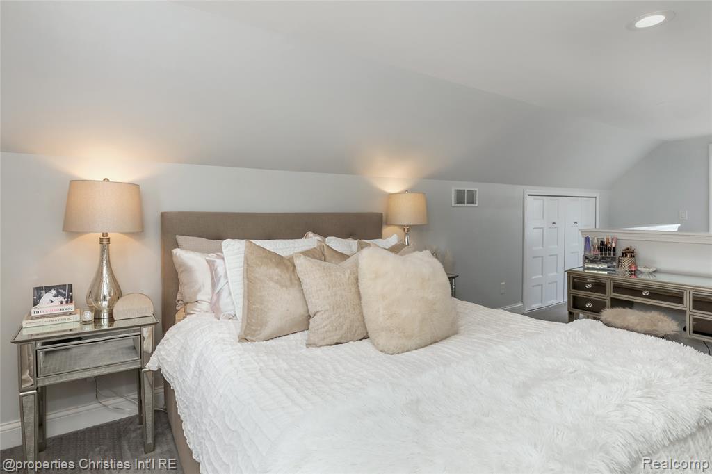508 Marlin Avenue, Royal Oak, MI 48067 — Photo 24