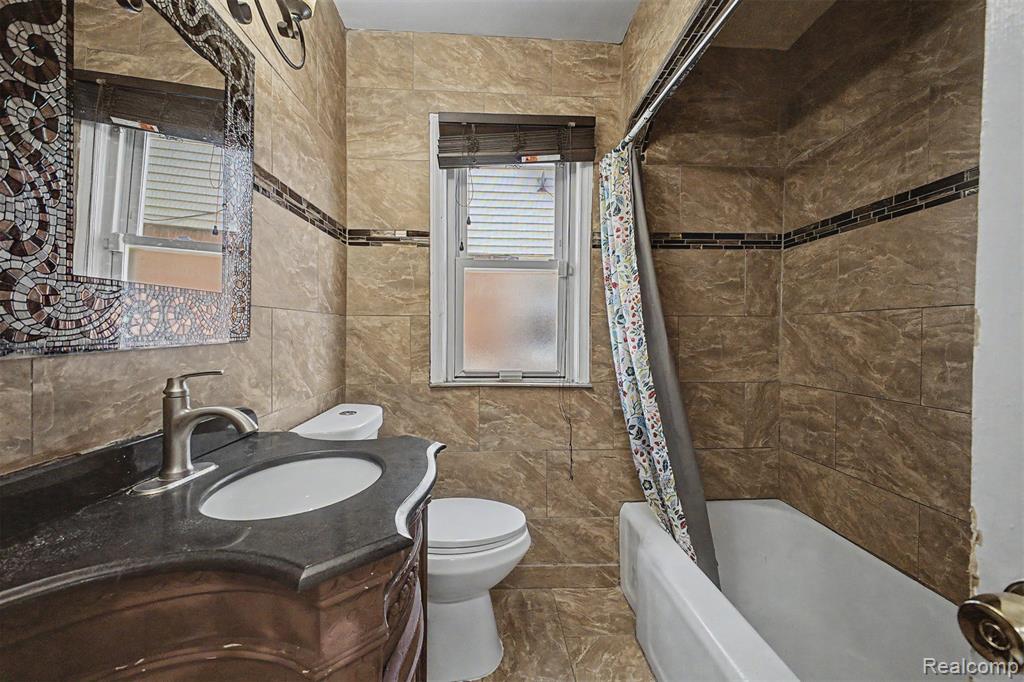 4645 Rosalie Street, Dearborn, MI 48126 — Photo 15